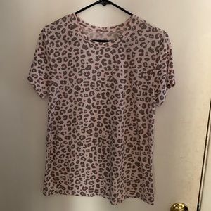 Medium Leopard print t-shirt